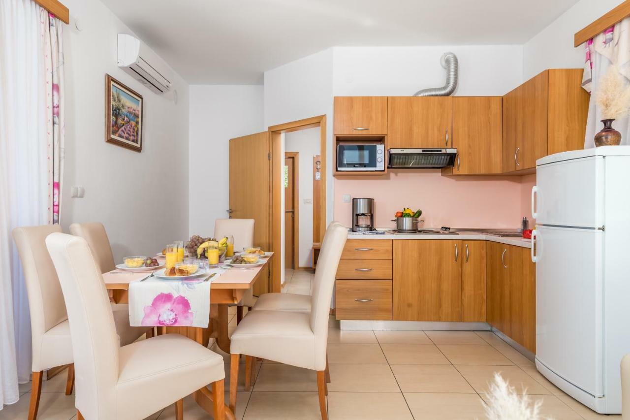 Villas Rab Palit Ngoại thất bức ảnh
